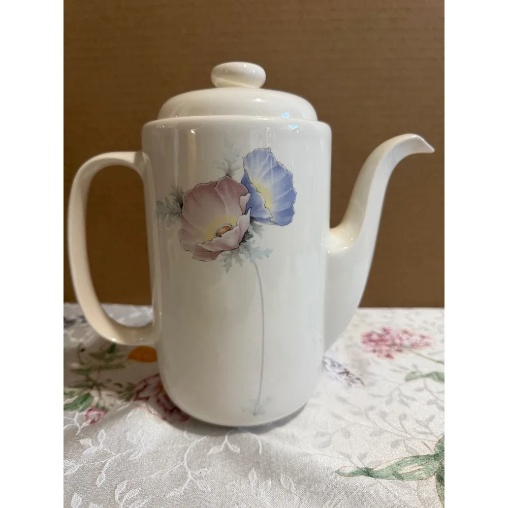 Noritake Keltcraft Misty Isle Ringlet 9131 Coffee Pot Tea Server Ireland Floral